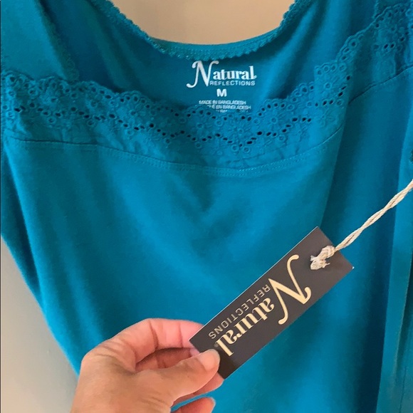 Tank top - Picture 2 of 4